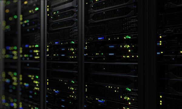 2-Post vs 4-Post Server Racks | AMCO Guide