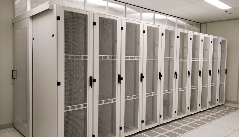 3 Ways a Data Center Can Benefit from a Thermal Containment System