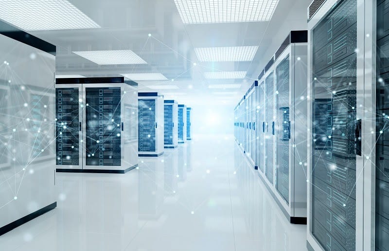 What Are the Benefits of Containment Systems in a Data Facility?