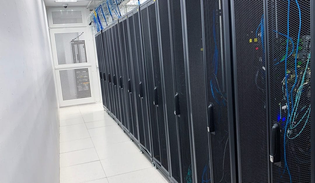 A Look at the Science Behind Hot and Cold Containment Aisles