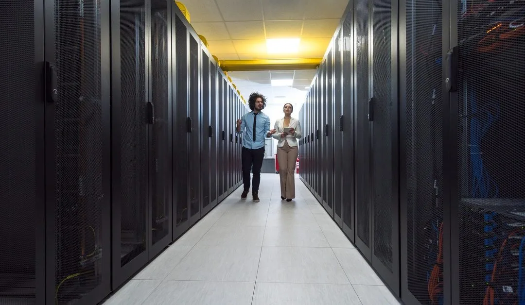 How Do Seismic Server Racks Protect Servers?